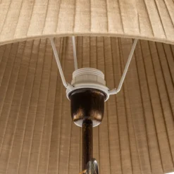 Vloerlamp Quercia, stoffen kap en eikenbladeren