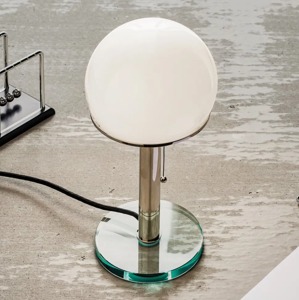Wagenfeld-tafellamp, glazen voet, metalen staander