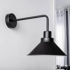 Wandlamp Craft I van metaal in zwart