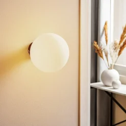 Wandlamp Dione, wandbevestiging zwart