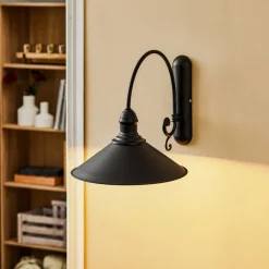 Wandlamp Elmo, zwart gelakt