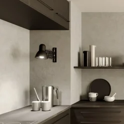 Wandlamp Harmony met schaararm, zwart