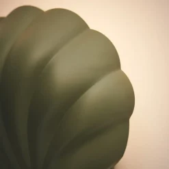 Wandlamp Konchi met kabel en stekker, groen