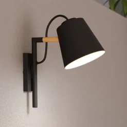 Wandlamp Lacey. Breedte 13,5 cm, staal