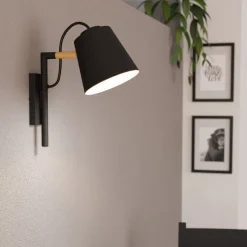 Wandlamp Lacey. Breedte 13,5 cm, staal