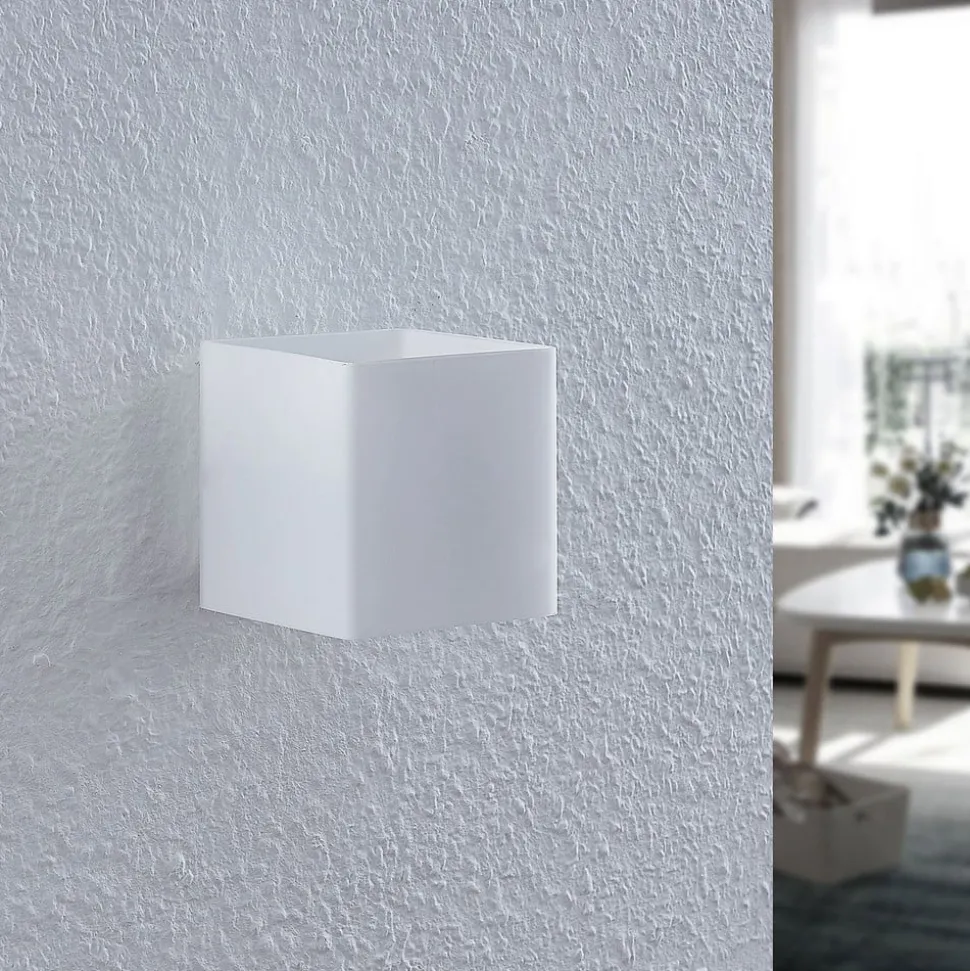 Wandlamp Lindby Nanda, hoekig