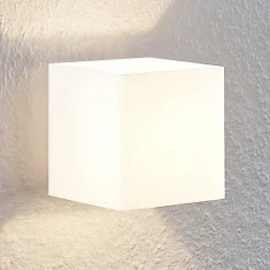 Wandlamp Lindby Nanda, hoekig