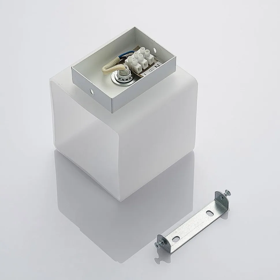 Wandlamp Lindby Nanda, hoekig