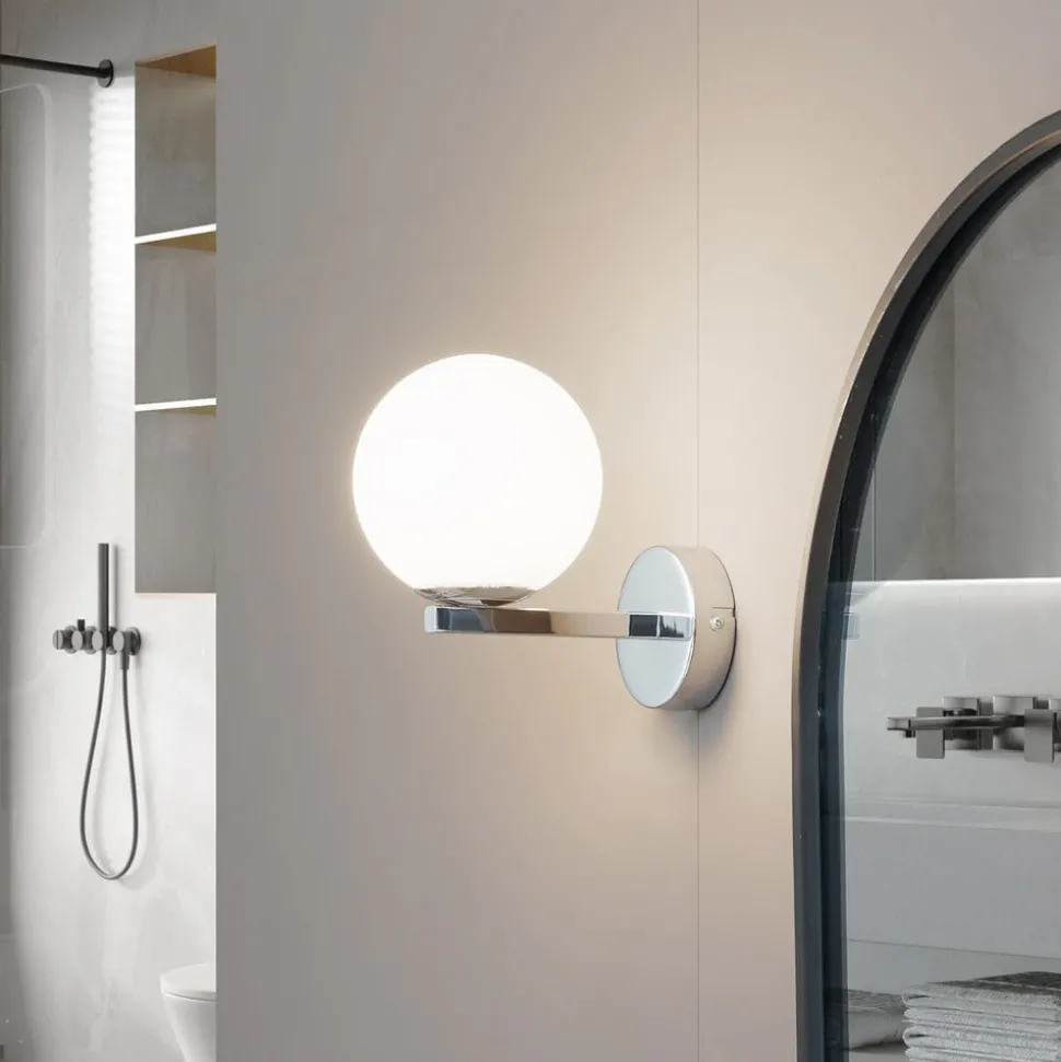 Wandlamp Lucande Bidolo, chroomkleurig, glas, Ø 12 cm, IP44