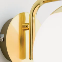 Wandlamp Madis met glasbol en schakelaar