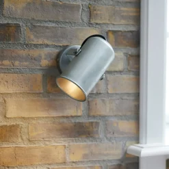 Wandlamp Porter in industriële look met stekker