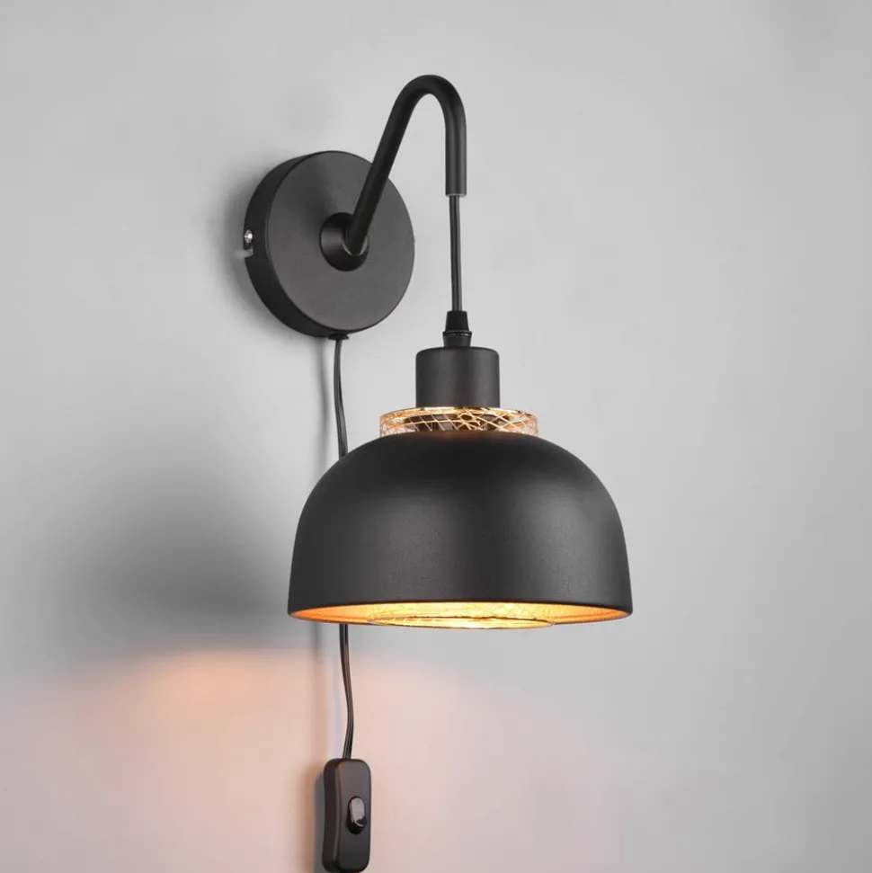 Wandlamp Punch schakelaar en stekker, zwart/goud