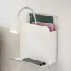Wandlamp Roomi met legbord en USB, wit