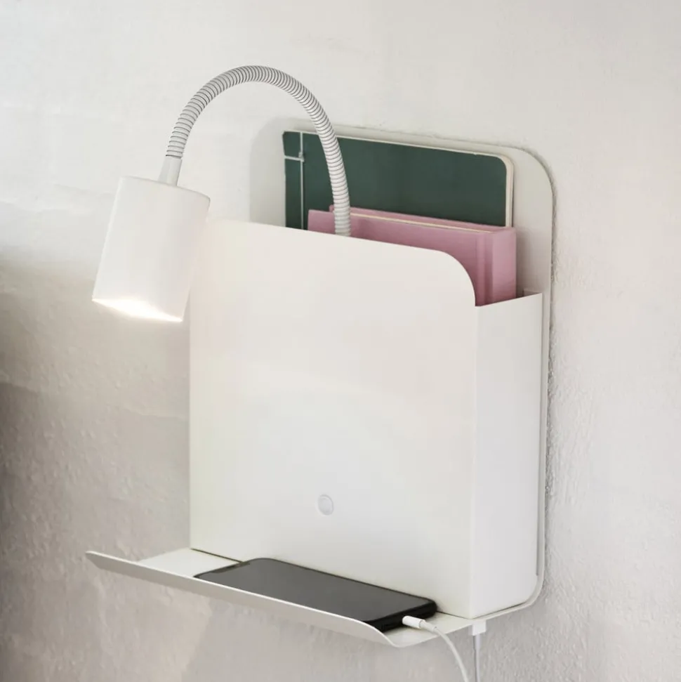 Wandlamp Roomi met legbord en USB, wit