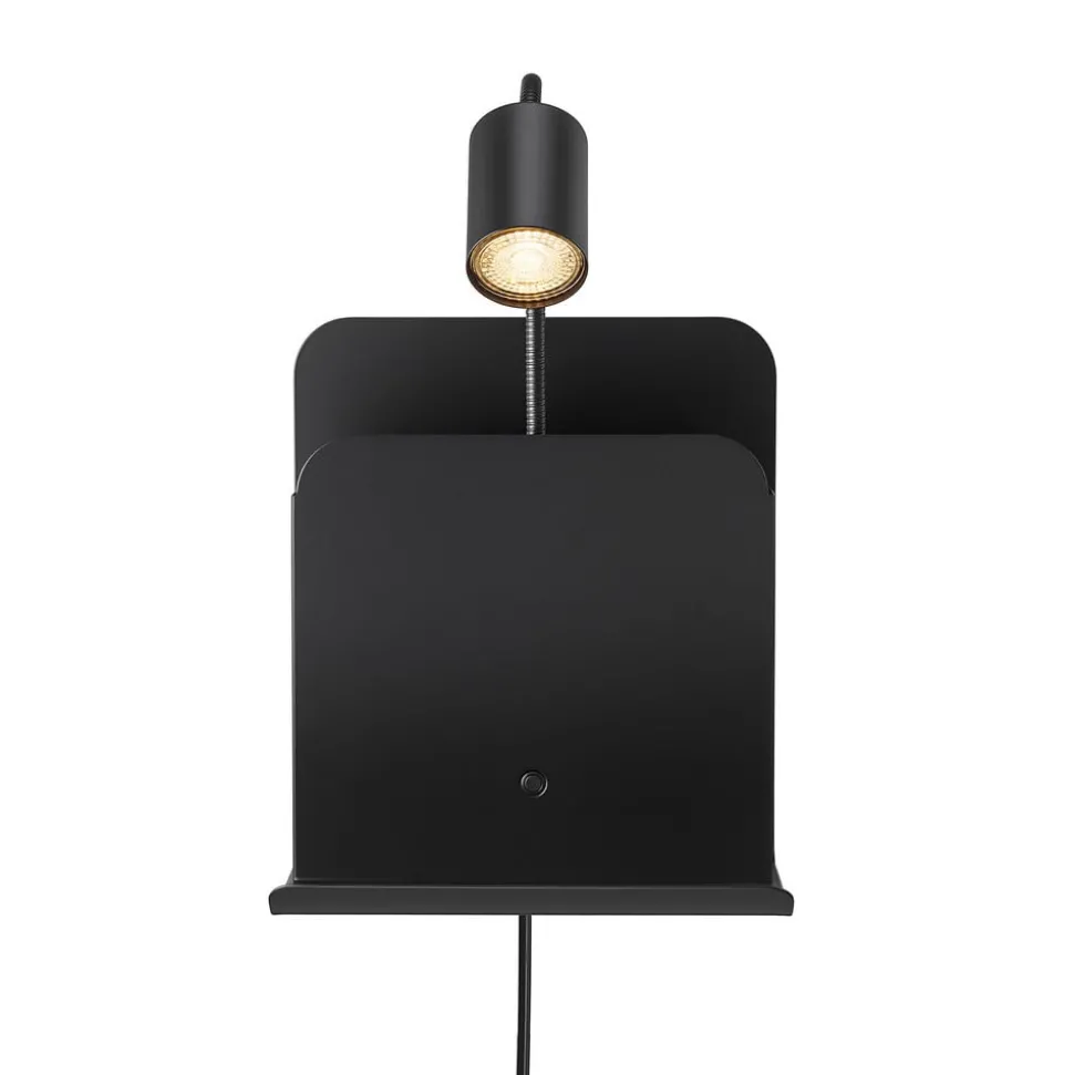 Wandlamp Roomi met legbord en USB, zwart