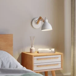 Wandlamp Skansen, houten arm verstelbaar, wit