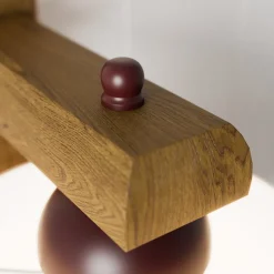 Wandlamp Sweden met houten frame, notenhout eiken