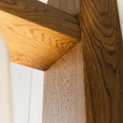 Wandlamp Sweden met houten frame, notenhout eiken