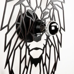 Wandlamp W-056, zwart, leeuwendesign, MDF-hout lasergesneden