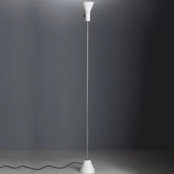 Witte designer vloerlamp Gru met led-licht