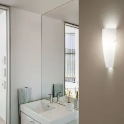 Witte wandlamp DEDALO IP44