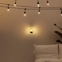 WiZ LED buitenwandlamp Elpas RGBW, zwart