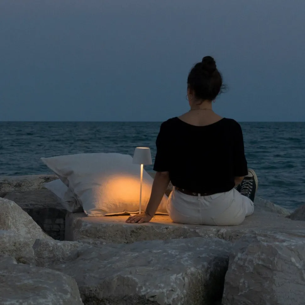 Zafferano oplaadbare micro-lamp Poldina, IP65 wit